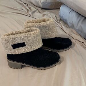 Cozy Black and Cream Women's Boots